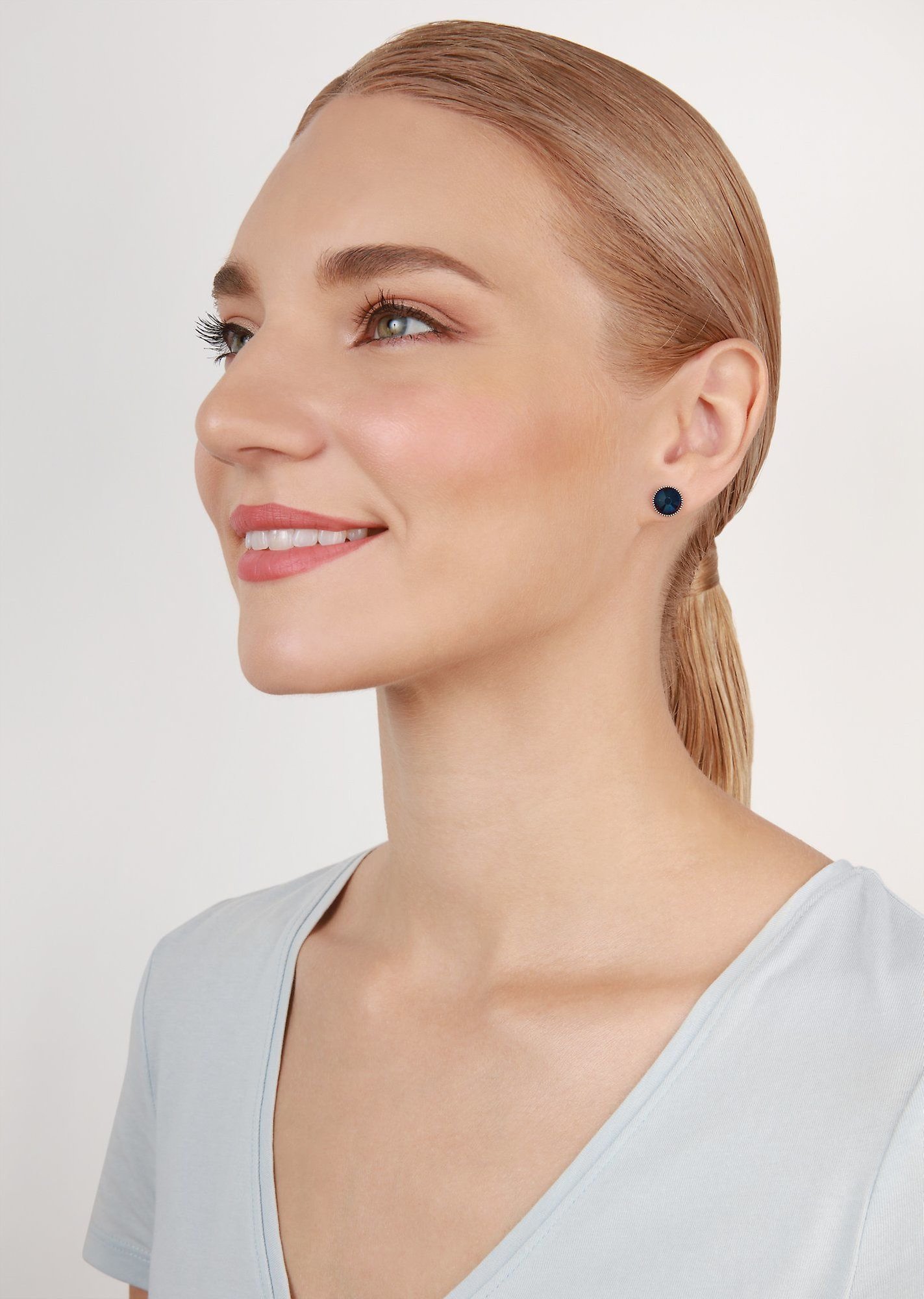 image for Earring Stud-Flat Black Jack Dark Blue  SS 40