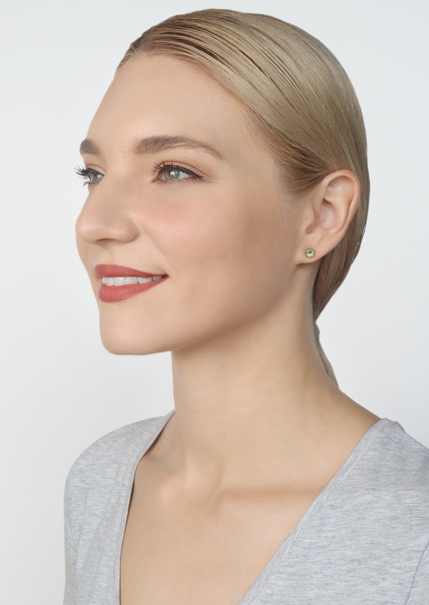 image for Earring Stud-Flat Black Jack Green peridot shimmer SS 20