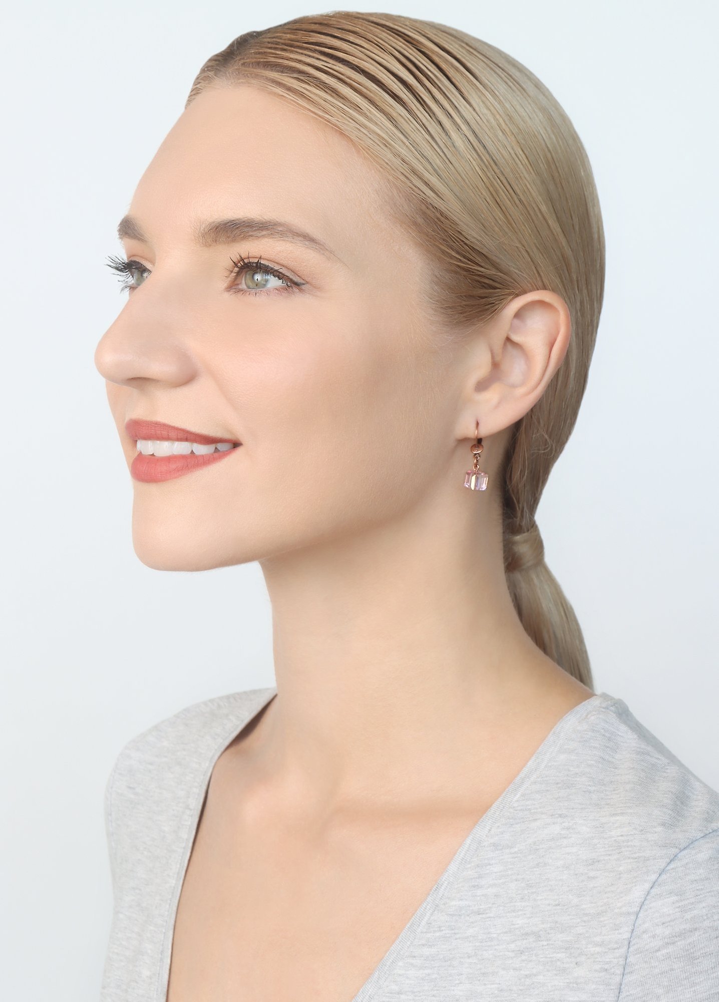 image pour Boucles d'oreilles pendantes Cubes Rose vintage rose 