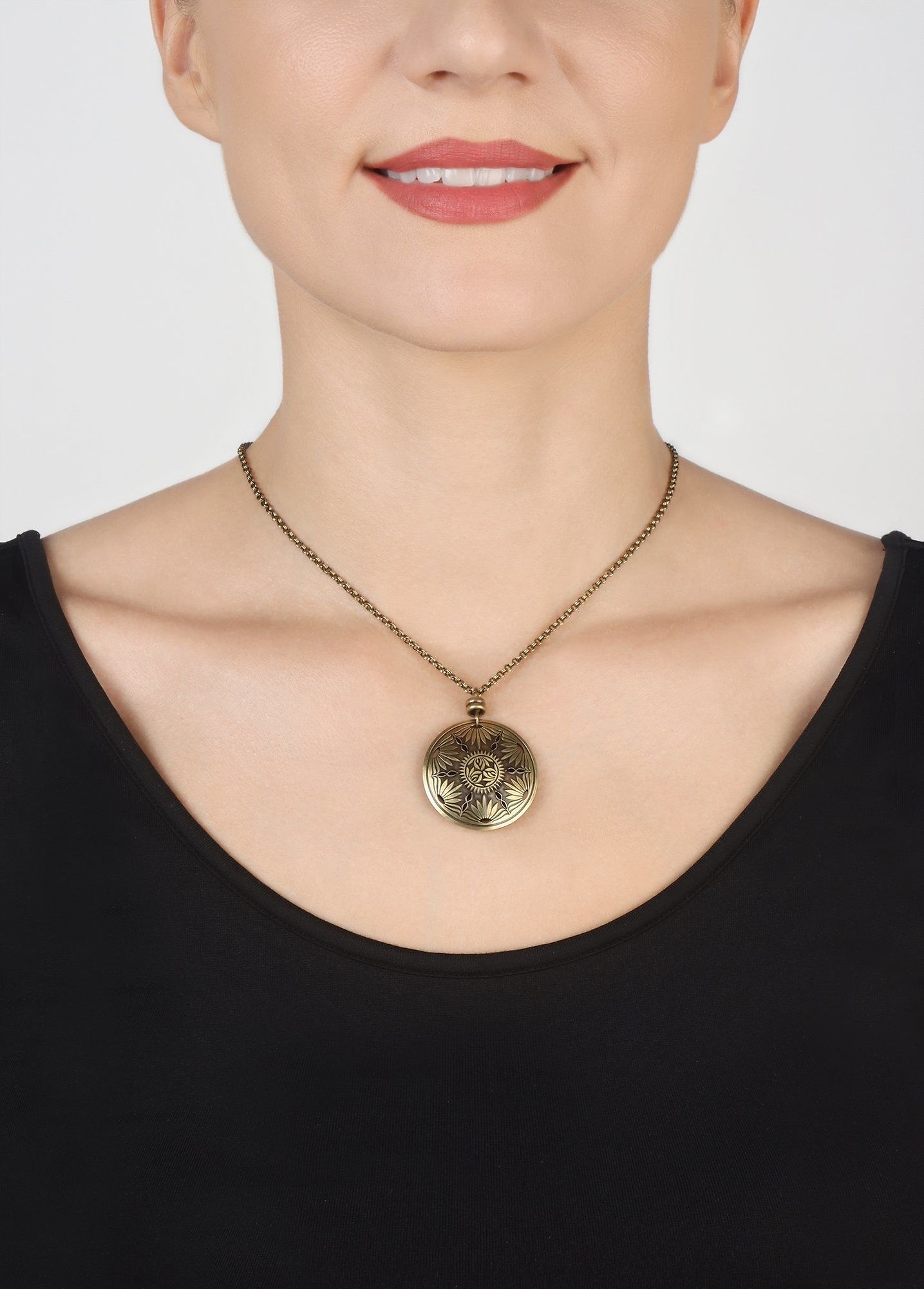 image for Necklace Pendant Shades of Light Brass  size XL