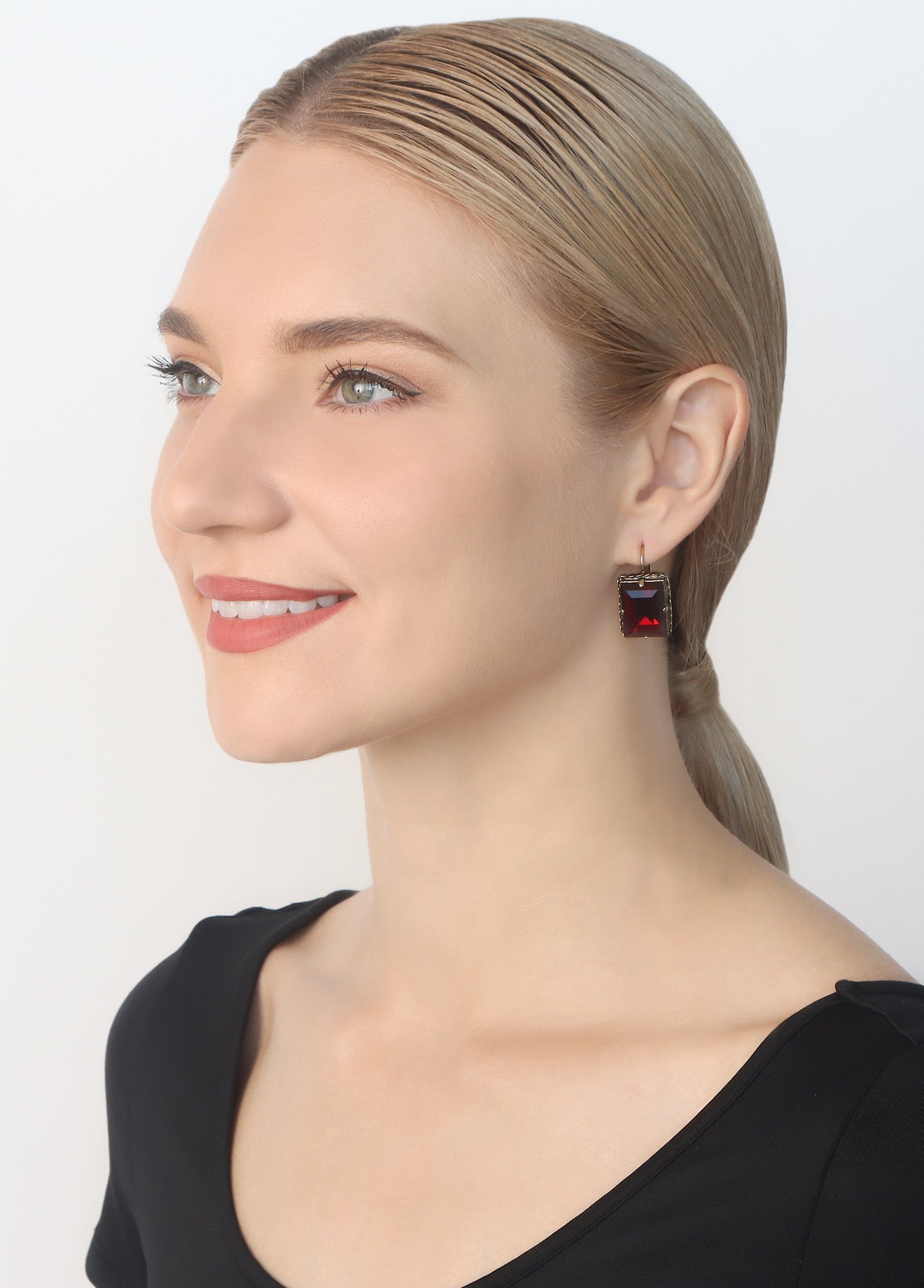 image for Earring Eurowire Daily Desire Red siam size L
