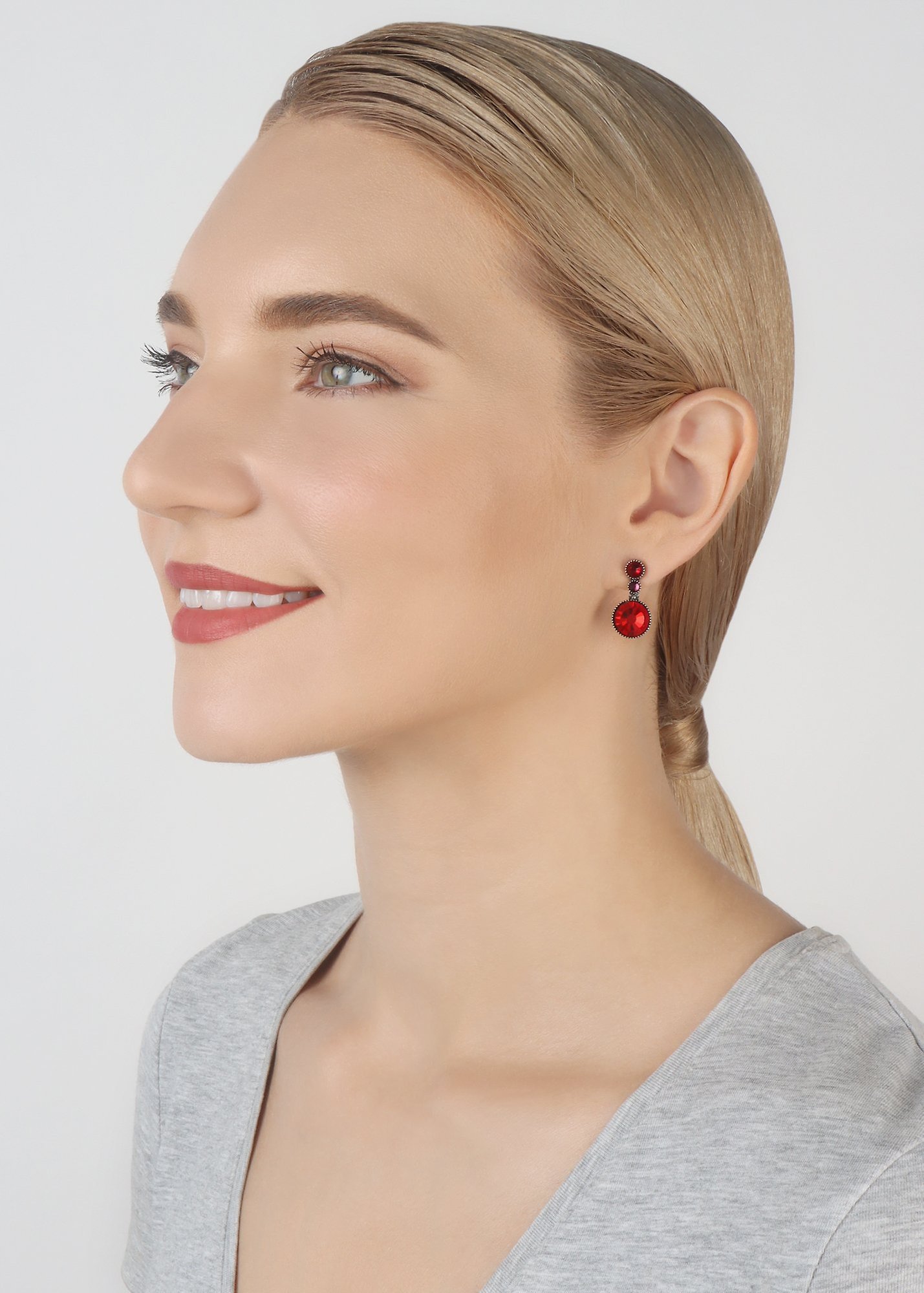 image for Earring Stud Dangling Water Cascade Glam Red  