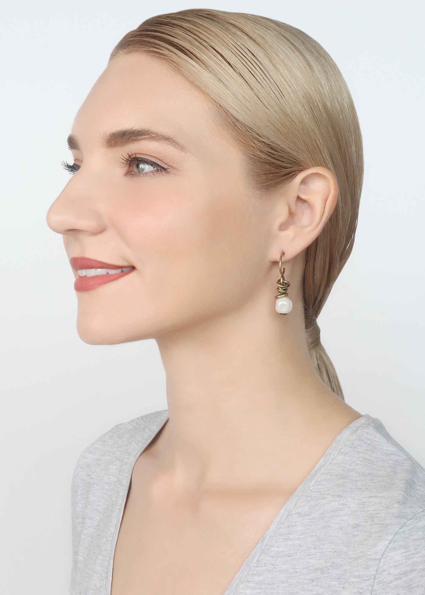 image pour Boucles d'oreilles créoles Free Spirit Blanc  