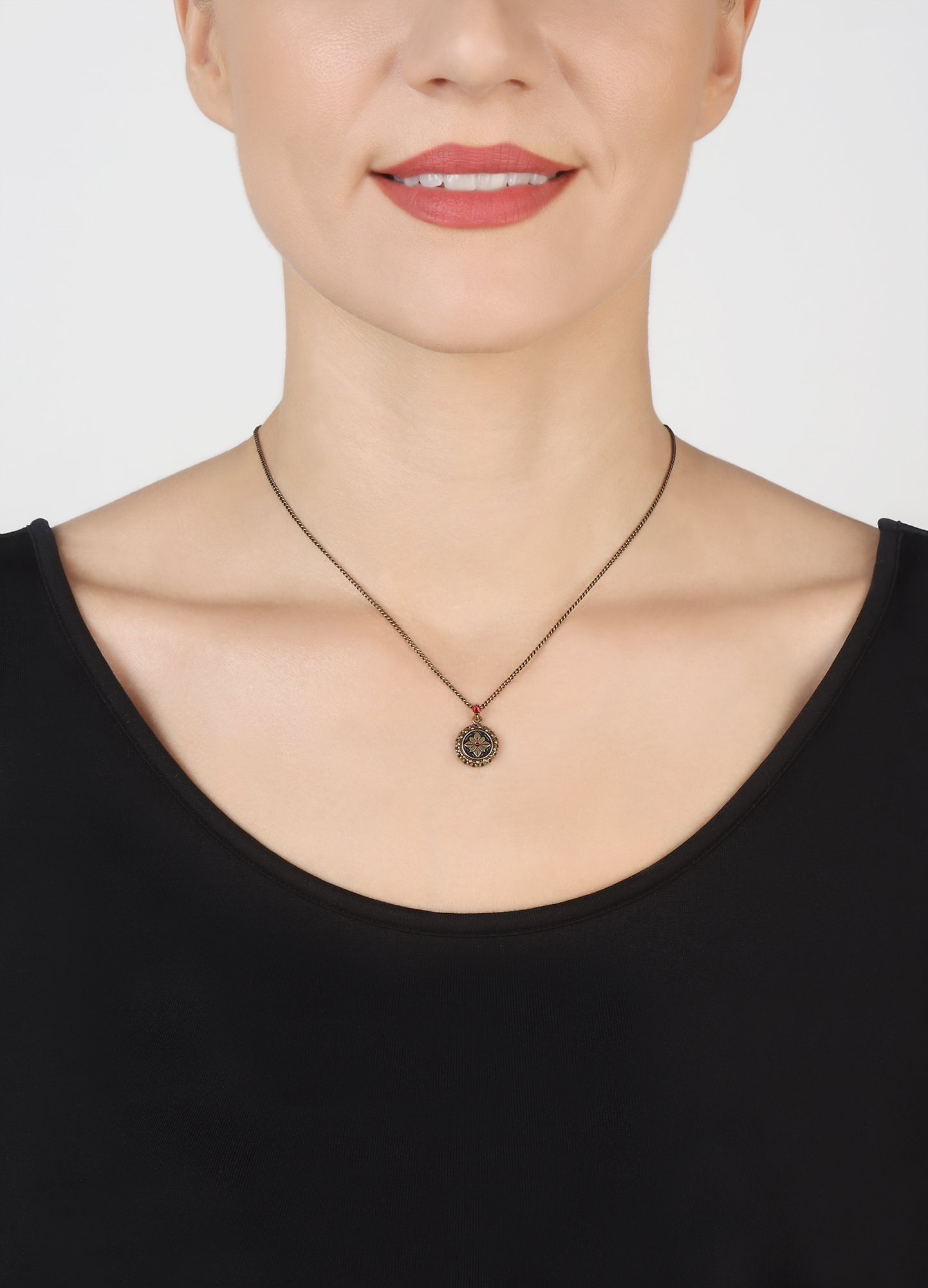 image pour Collier pendant Medallion Glam Rouge  size XS