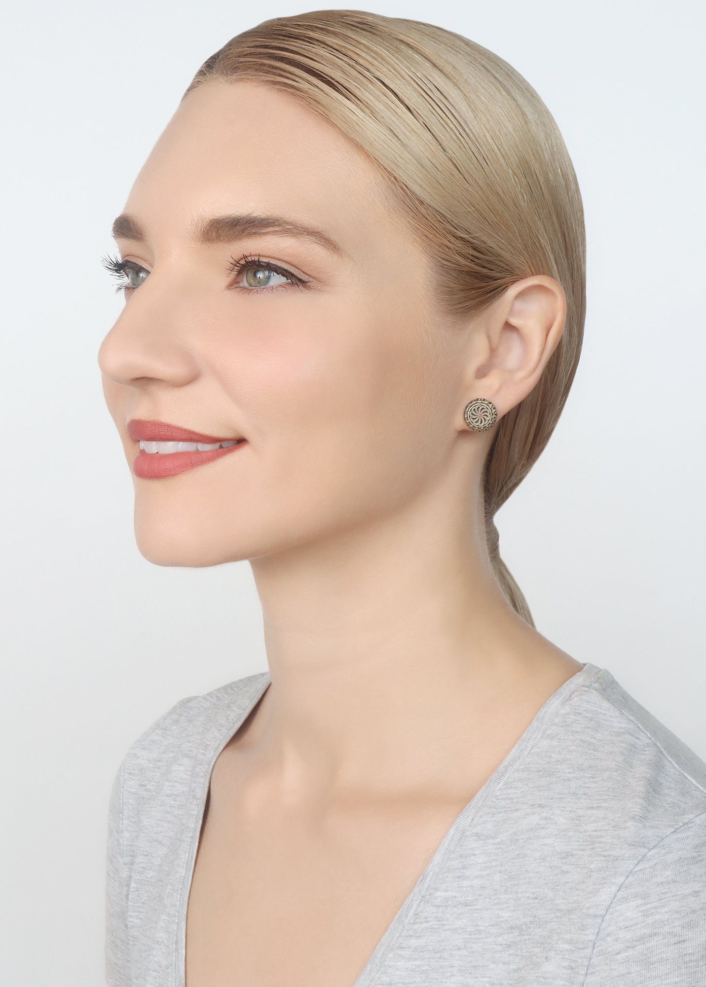 Bild für Ohrstecker Medallion Glam Rot  size XS