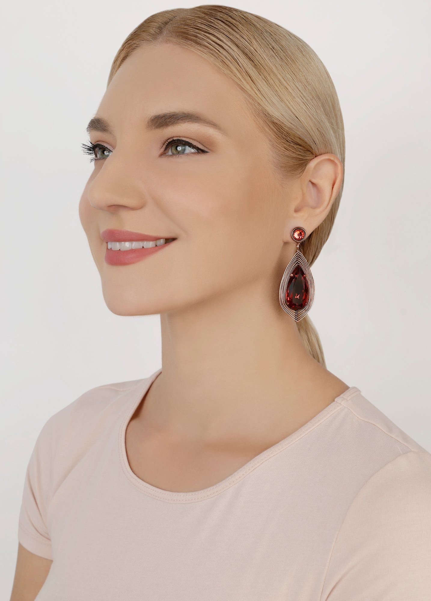 image for Earring Stud Dangling Amazonia Coralline  size L