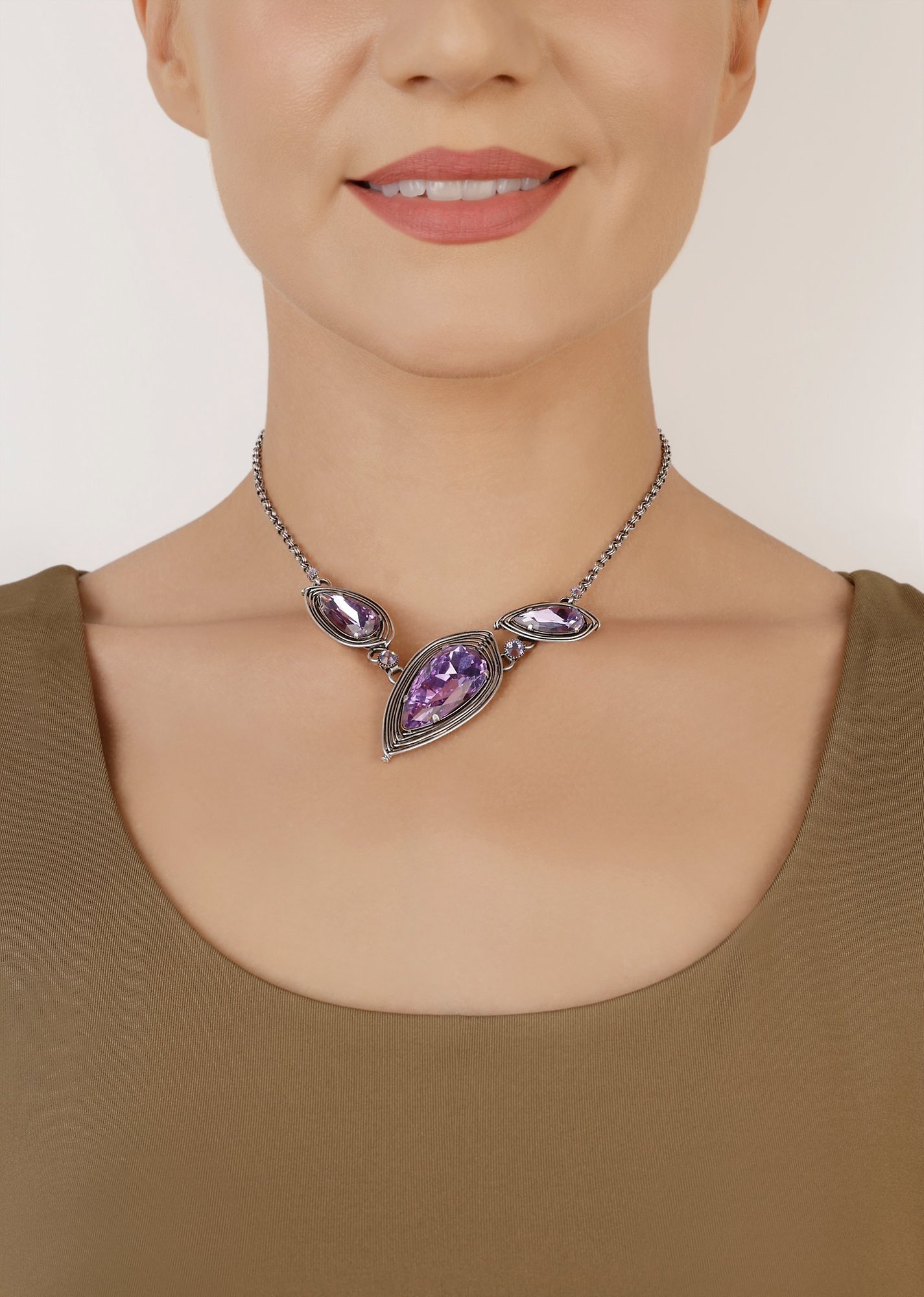 image pour Collier Amazonia Lila  