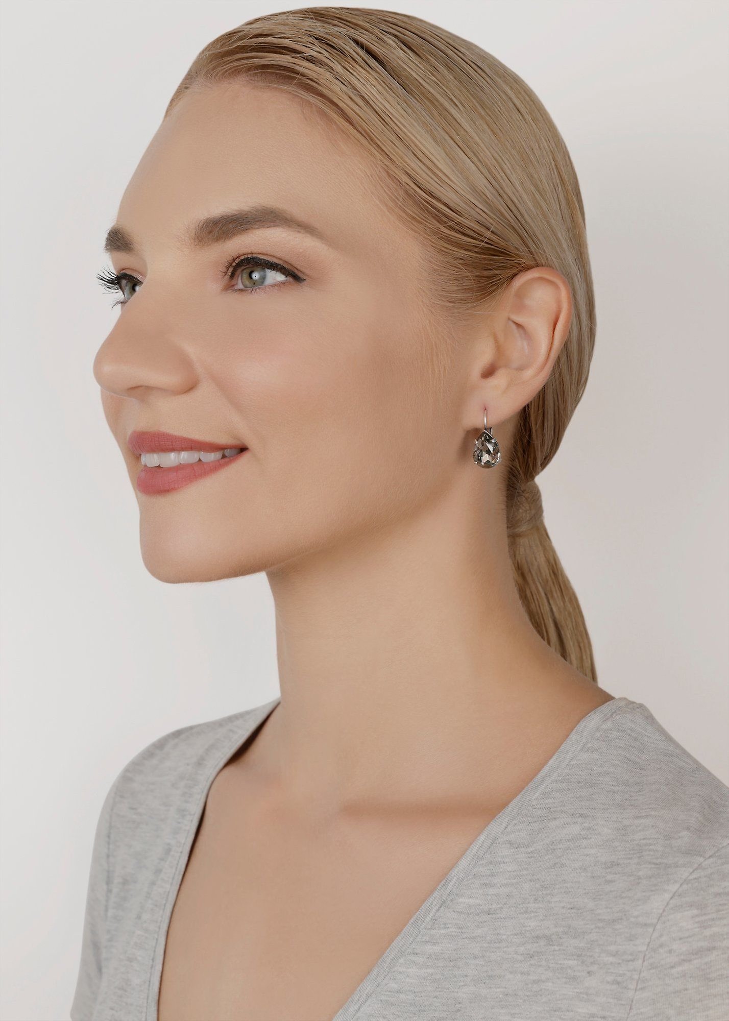 image for Earring Eurowire Gothic Parisienne Grey crystal satin 