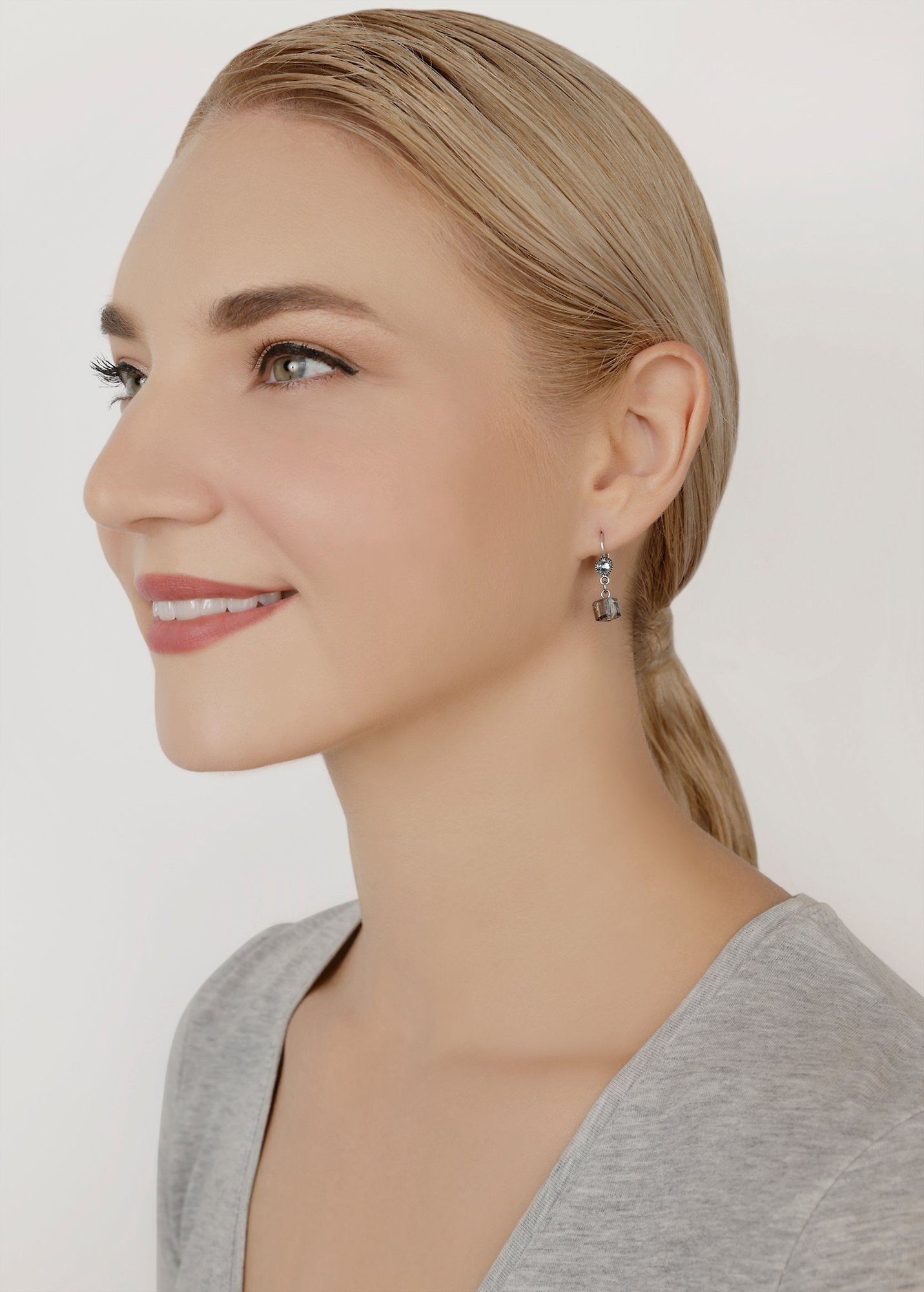 image pour Boucles d'oreilles Eurowire pendantes Cubes Gris  