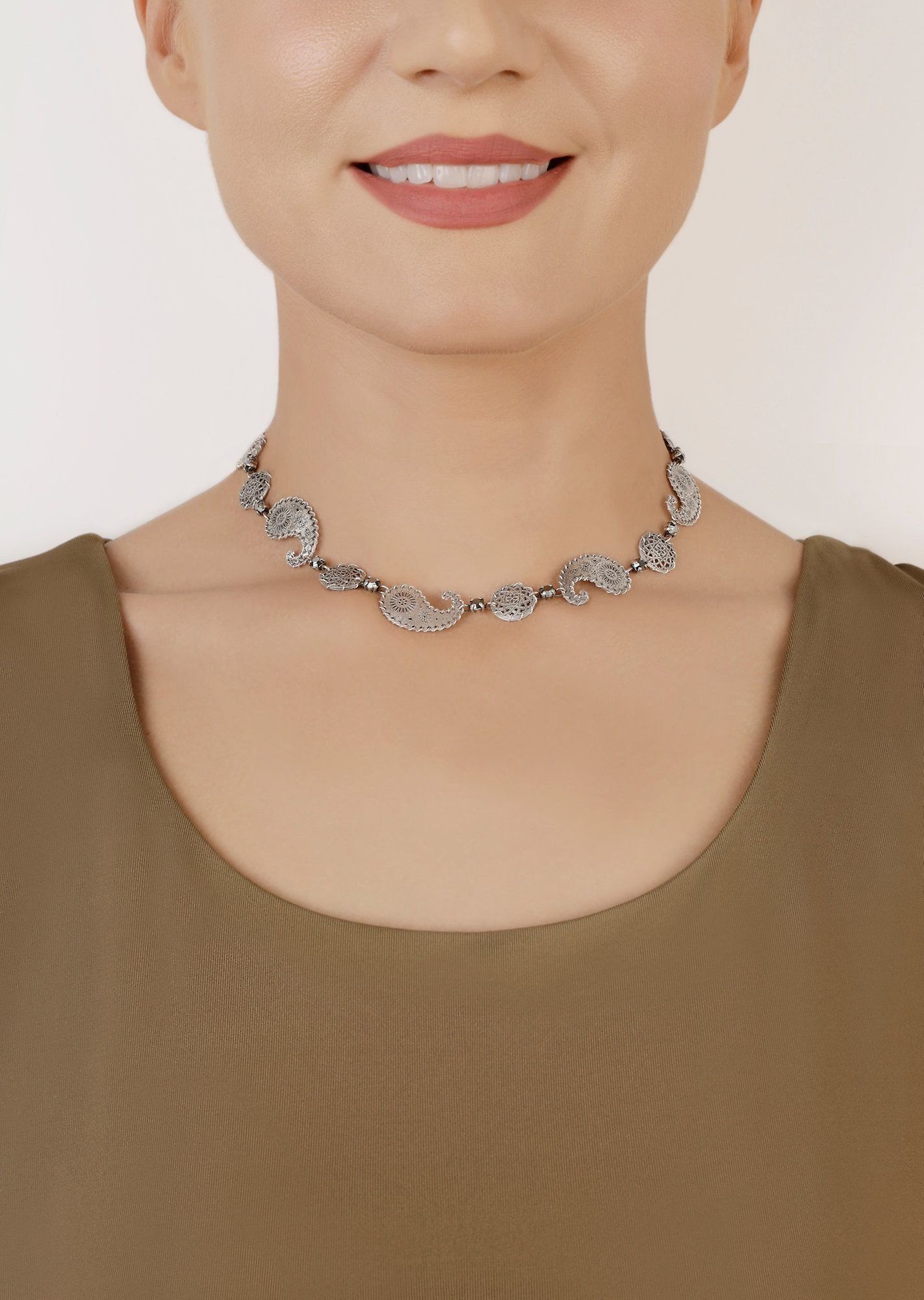 image for Necklace Paisley Silver  size S