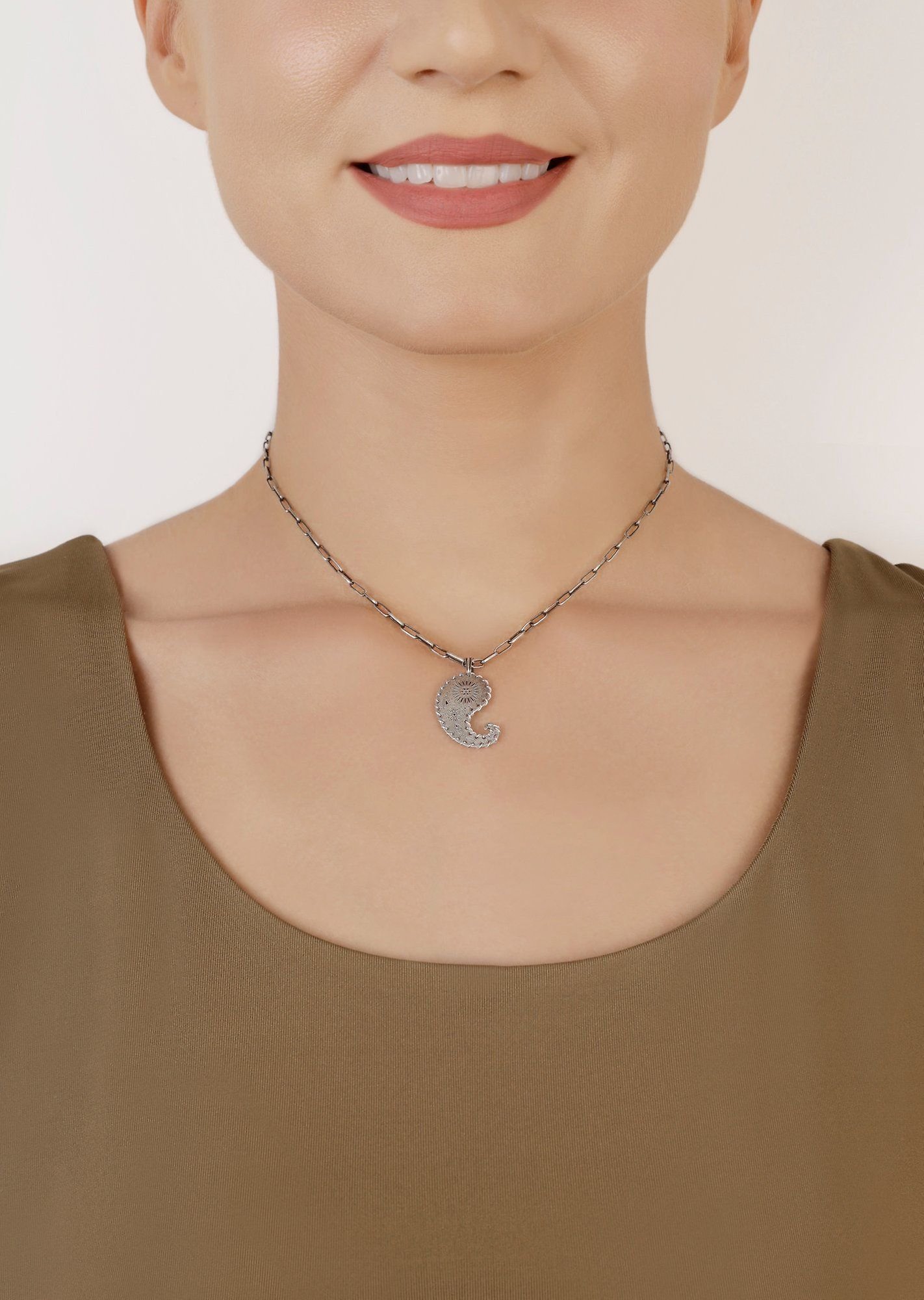 image for Necklace Pendant Paisley Silver  size S