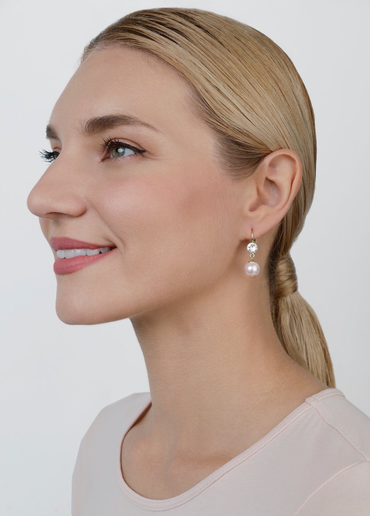 Kép Earring eurowire dangling Pearl Shadow White crystal 