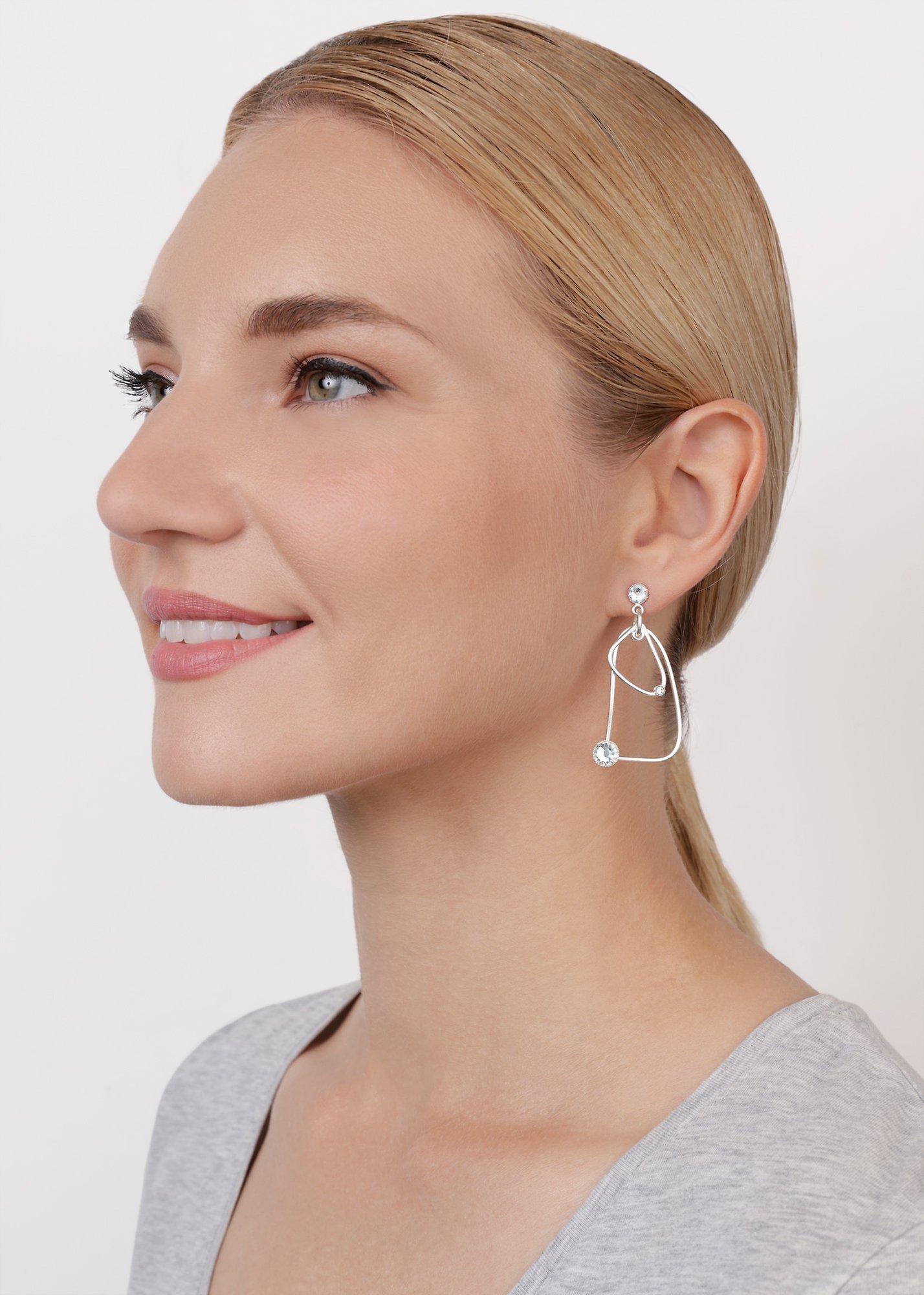 image for Earring Stud Dangling Wireworks White crystal size S