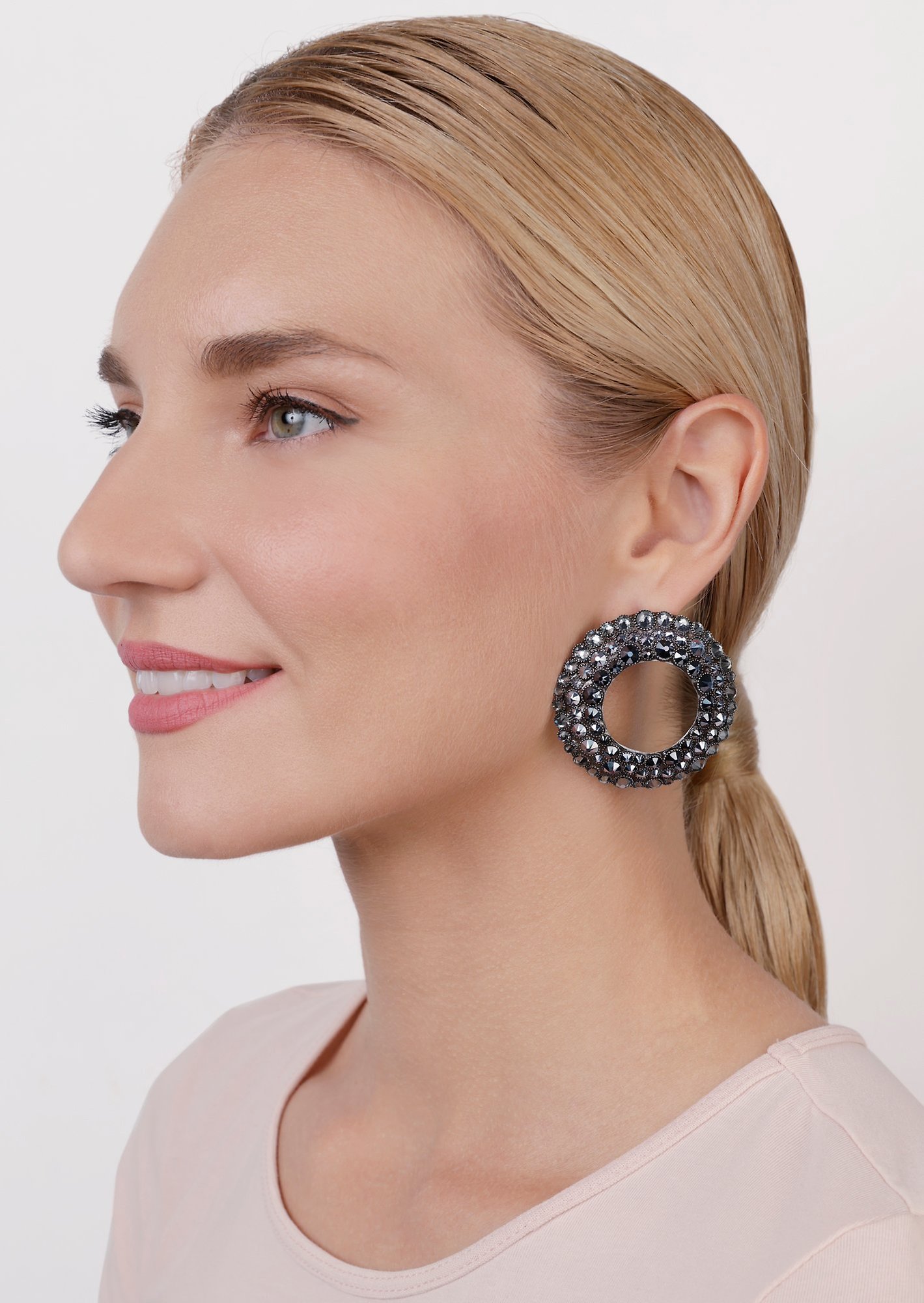 image for Earring Stud Inside Out Black  size XL