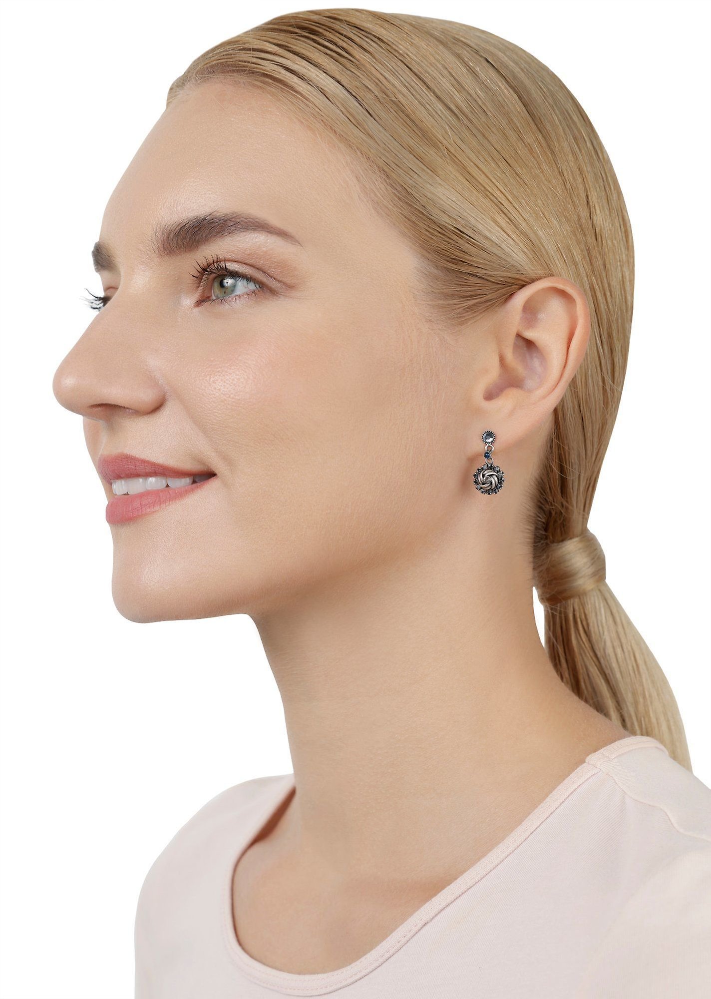 image for Earring Stud Dangling La Comtesse II Black  