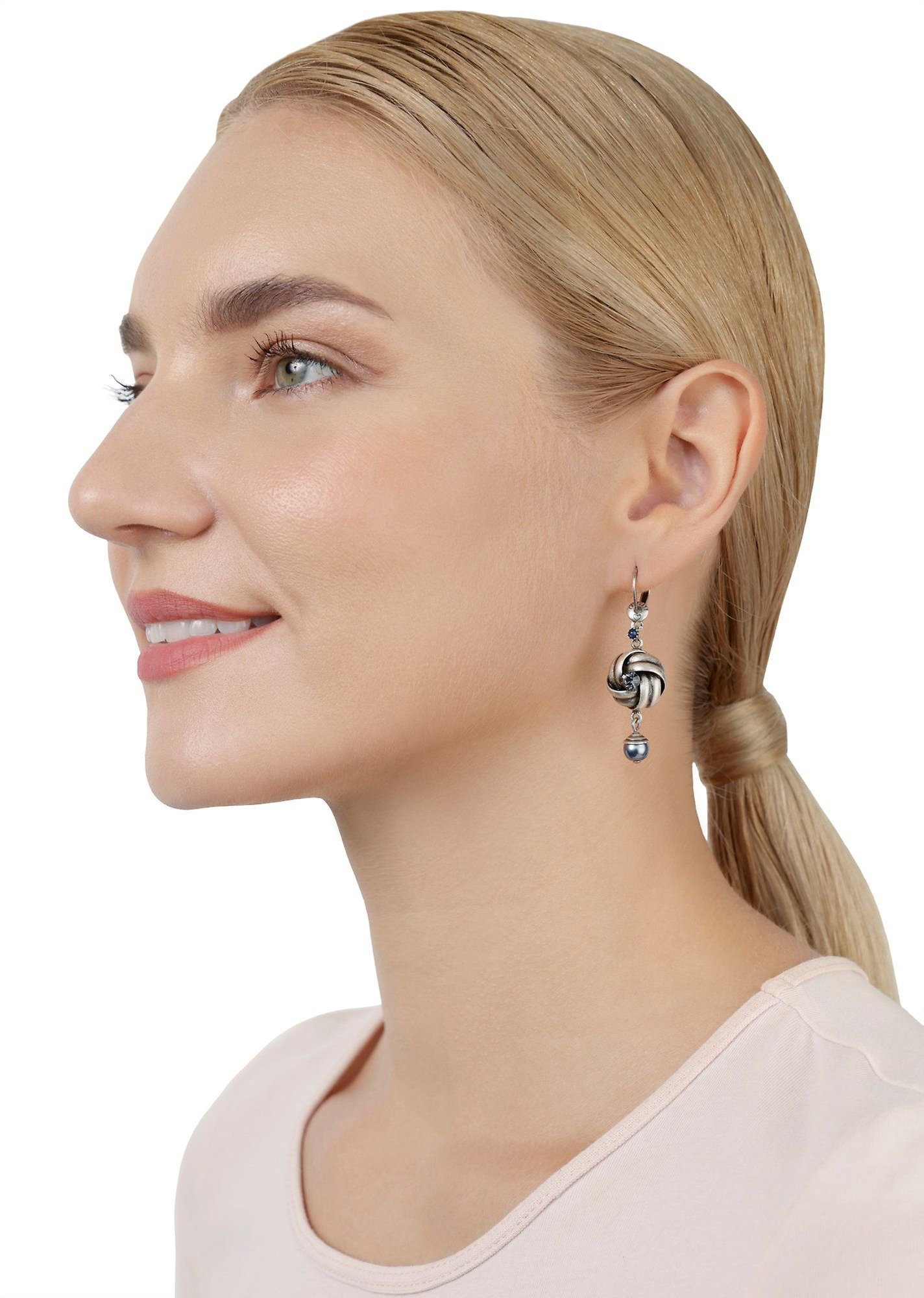 image for Earring Dangling La Comtesse II Black  